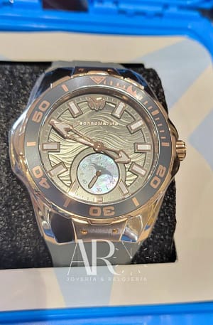 Technomarine Reloj Analógico para Hombres de Cuarzo con Correa en Silicona TM-120018